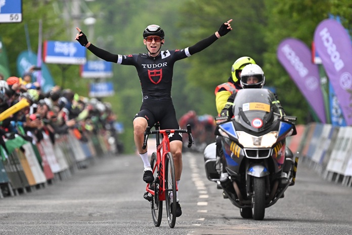 ROT // Etappensieger Yannis Voisard (Schweiz / Tudor Pro Cycling Team) - Ungarn-Rundfahrt 2023 - 4. Etappe Martonvasar nach Dobogoko - Tour of Hungary - Ungarn-Rundfahrt - Ungarn Rundfahrt - © Roth-Foto - CV - Roth & Roth (Markus und Michael Roth) - www.Roth-Foto.de - Weitere Fotos in der Bilddatenbank www.Roth-Foto.de ,
NUR DEUTSCHLAND - *** Local Caption *** - copyright by: Roth & Roth - Rosenhof 15 - 50226 Frechen - Abdruck + jede Verwendung honorarpflichtig. Honorar ist MwSt-pflichtig: + 7% MwSt. Veroeffentlichung ausschliesslich fuer journalistisch-publizistische Zwecke. Verwendung bedingt das Einverstaendniss unserer AGBs: AGBs unter: www.Roth-Foto.de